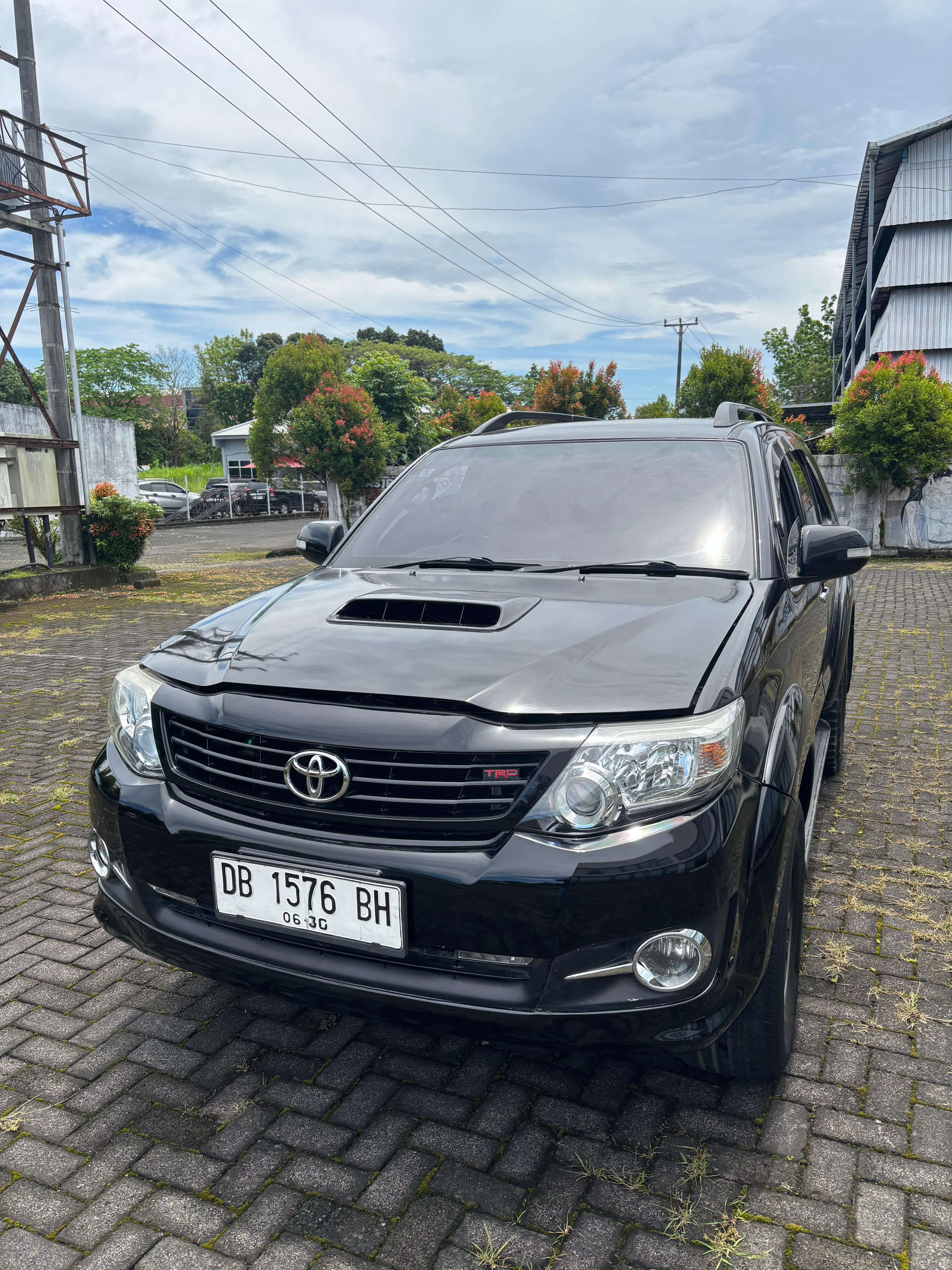 gambar besar 2